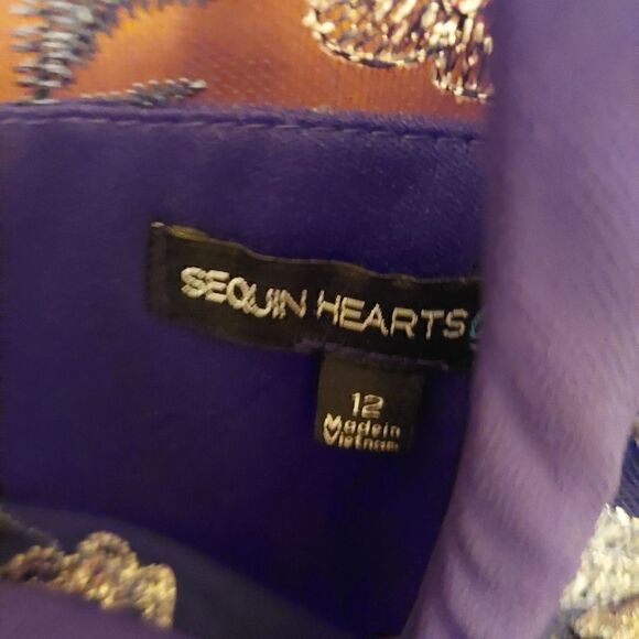 Beautiful Girl Dress - Picture 2 of 12